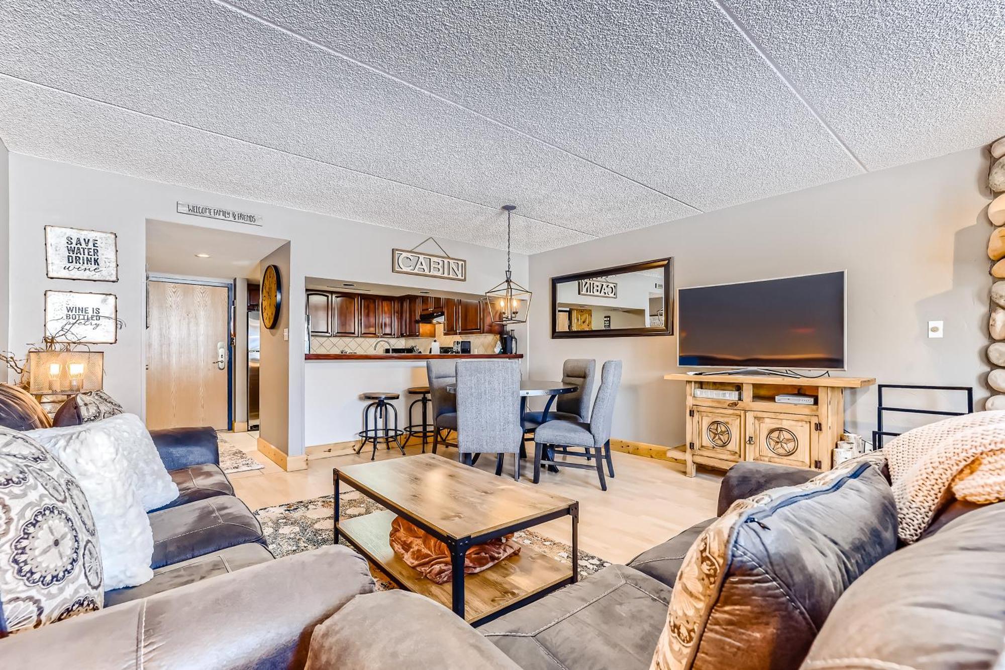 Spruce Lodge Copper Mountain Room photo